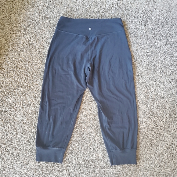 Lululemon Align Jogger Crop 23", 10 - Picture 2 of 8